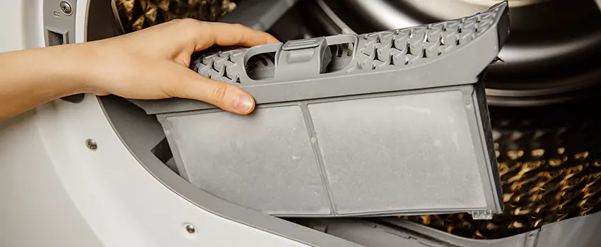 Signs Of A Clogged Dryer Lint Trap in Lenoir, North Carolina